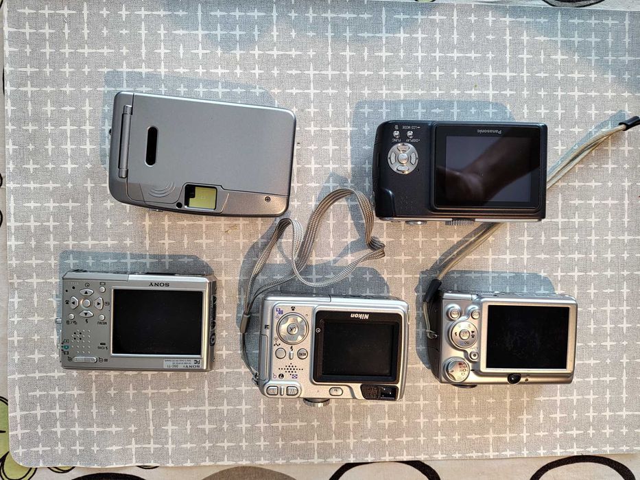 Aparate foto   Sony Panasonic  Canon