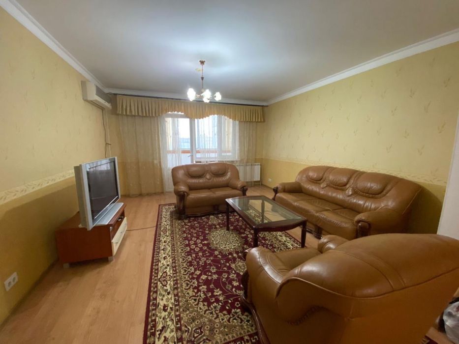 Сдам 3х комн квартиру