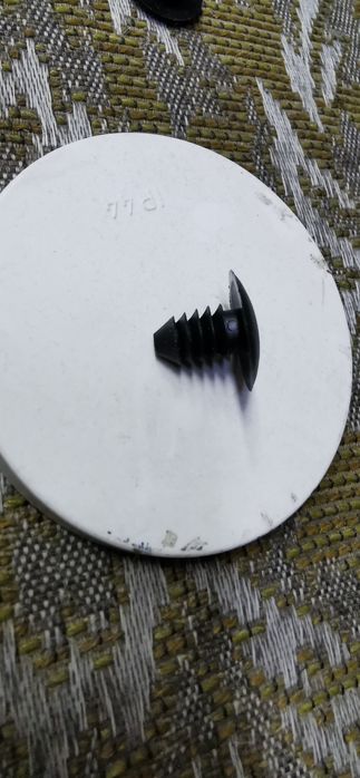 Фиксатор обшивки (клипса )