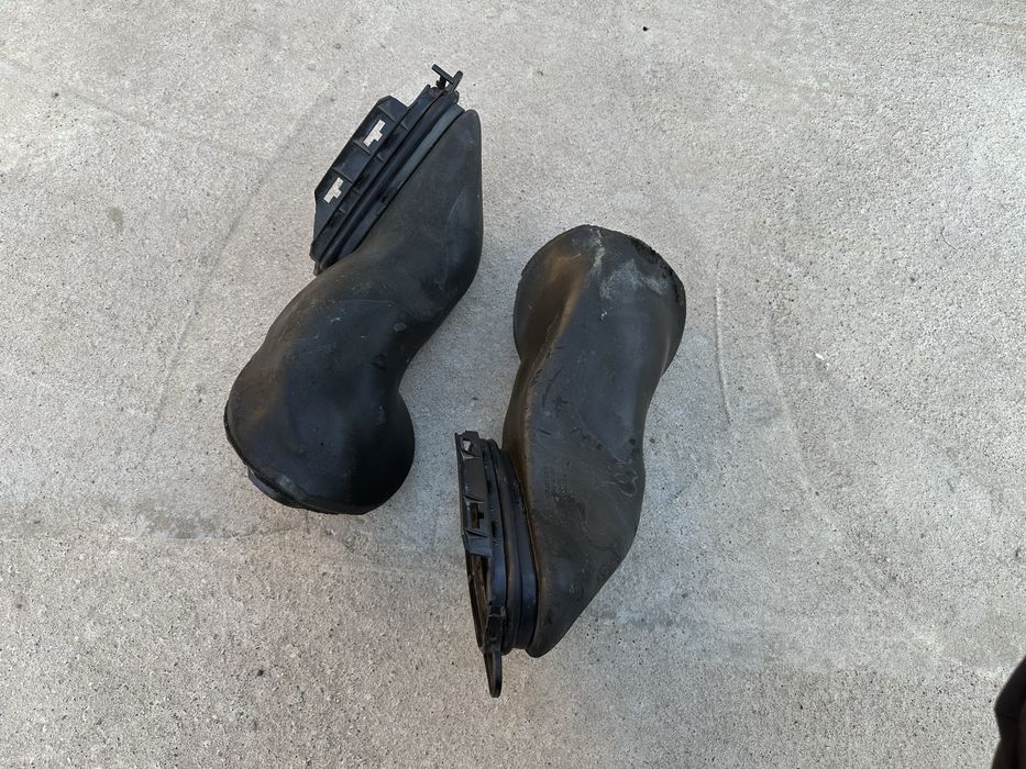 Воздуховод BMW E39 левый , правый