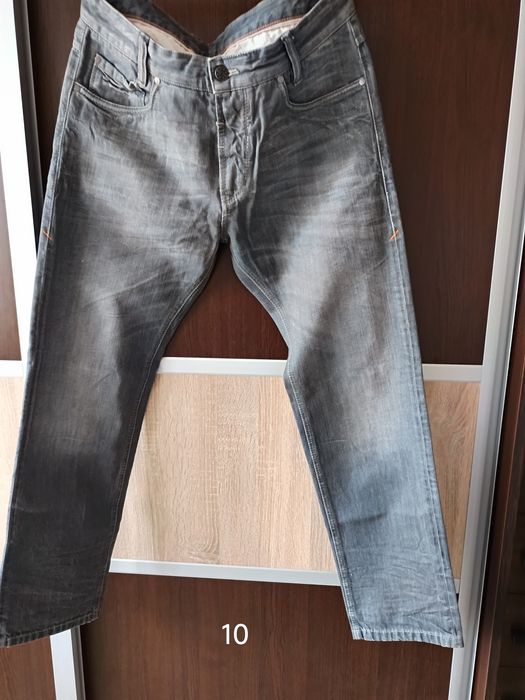 Мъжки дънки. Нови.