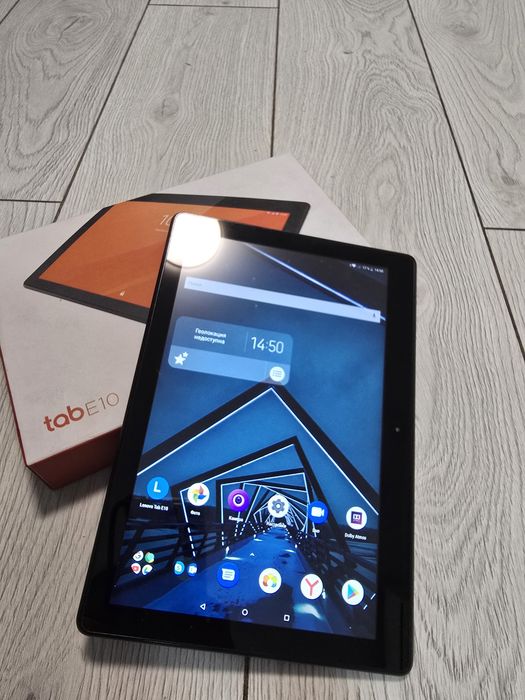 Планшет Lenovo tabE10