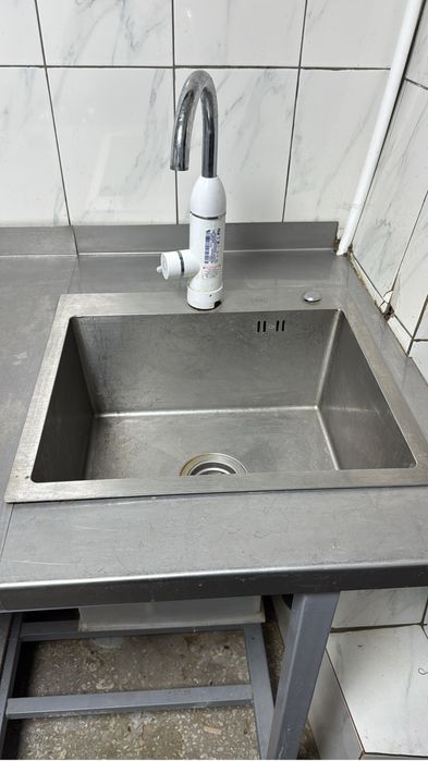 Продам стол из нержавейки