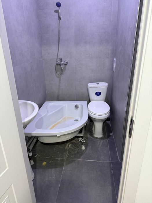 1 комнатная квартира 3 этаж Assalom Sohil