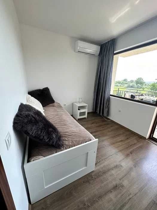 Продава се Тристаен апартамент в к.к. Слънчев бряг - 95 кв.м за 864 €/кв.м - Снимка #2