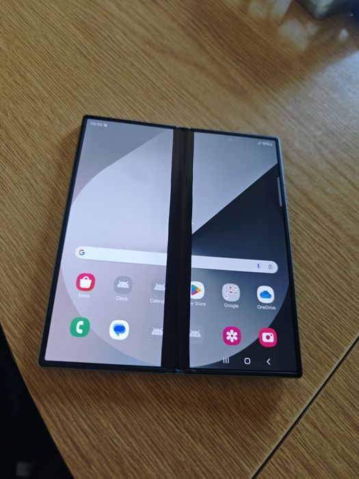 Samsung galaxy Z fold 6 нов