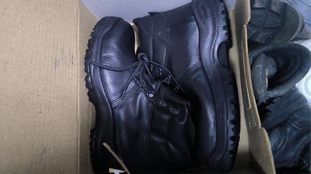 Новая спец обувь