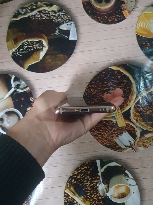 Samsung s21 5G sotiladi.