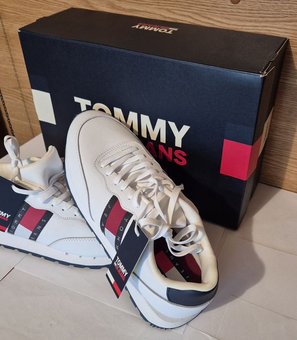 Sneakers noi piele naturală Tommy Jeans M44