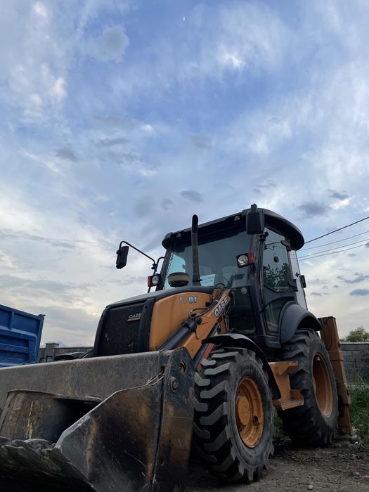 Трактор 3в1 спецтехника эксковатор погрузчик