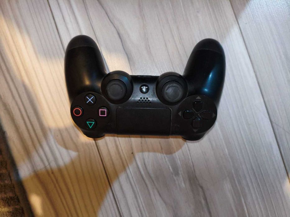 Ps4 fat продам срочно