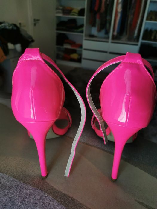 Sandale noi, marimea 37