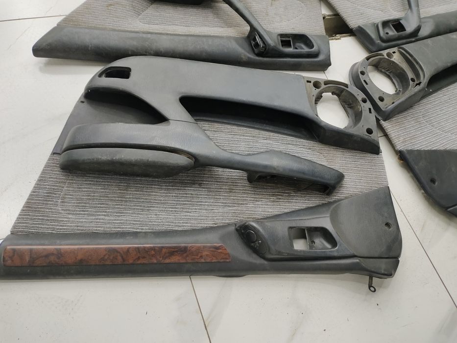 дверные карты Тойота калдина