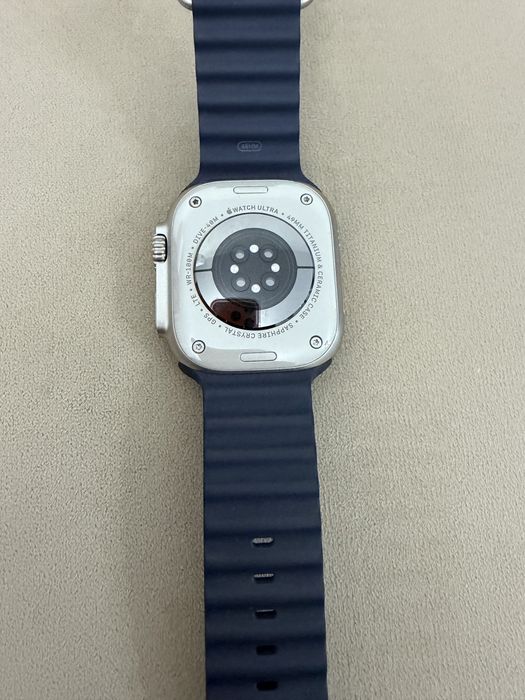Apple Watch ultra  2 Titanium
