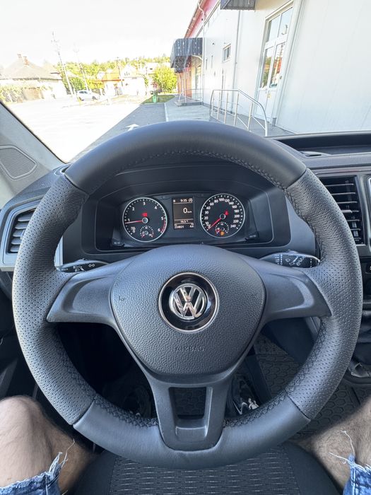 Volkswagen Caravelle T6 2015