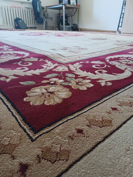 Ковер продаеться