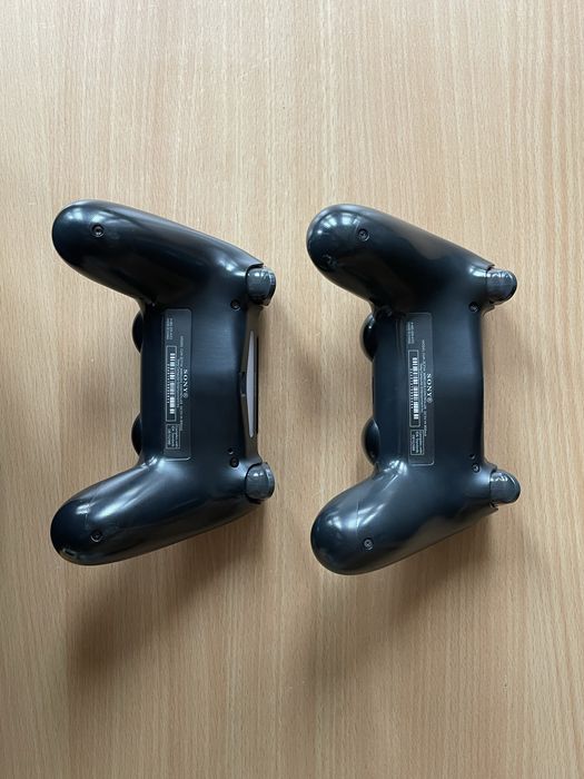 PS 4 pro, 1TB, 2 manete, modabil, jocuri cadou