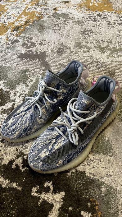 yeezy mx blue 43