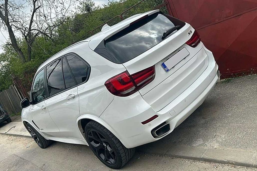 Pachet Exterior BMW X5 F15 (2013-2018) M-Tech Design