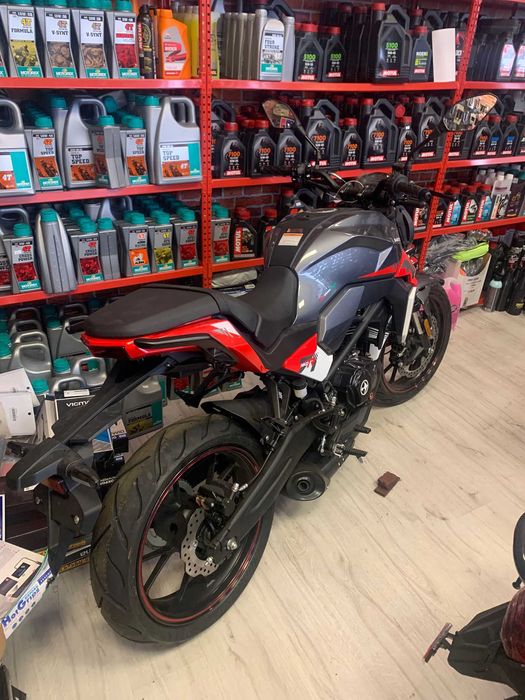 Motocicleta Barton Naked 125cc Cat A1