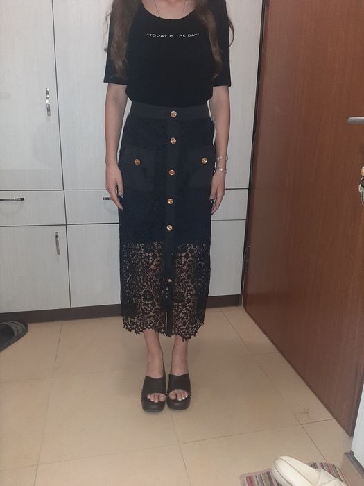 Чисто нова пола, с етикет