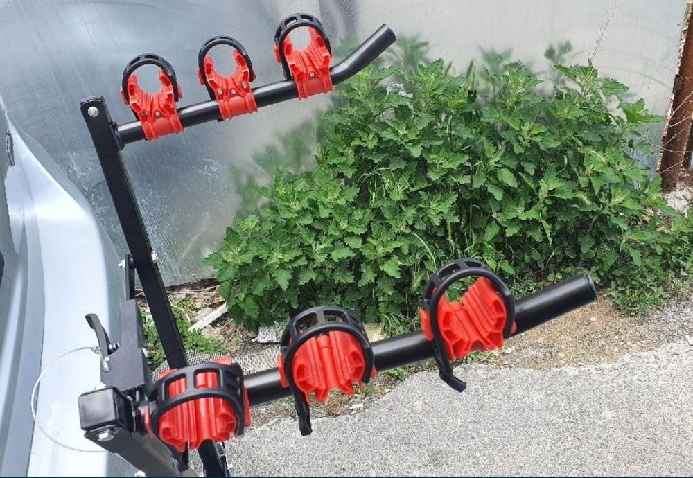 Стойка за велосипед за теглич на автомобил - тройна колело кола