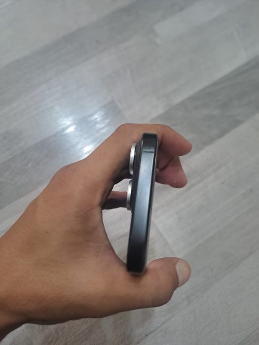 iPhone 16 pro память 256 сост 10/10