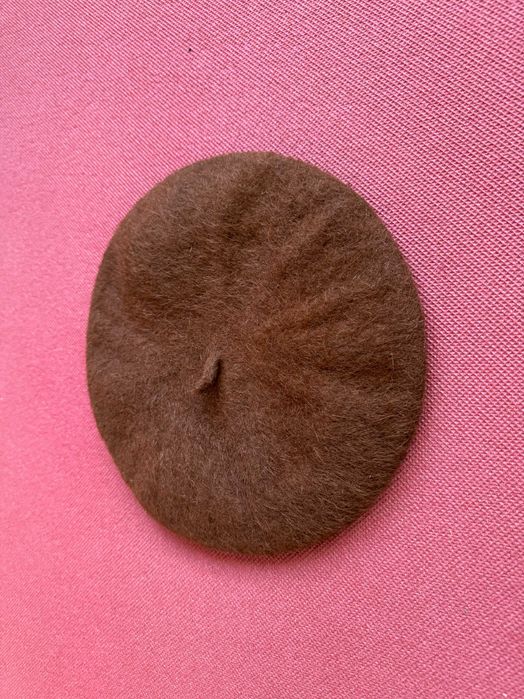 Tопли зимни и пролетно есенни плетени шапки - туристическа екипировка