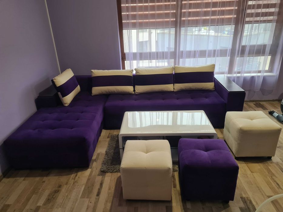 Обзавеждане - диван, масичка, табуретки