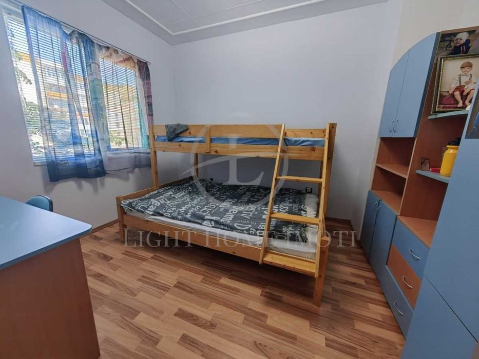 Продава се Тристаен апартамент в Пловдив, Тракия - 80 кв.м за 1688 €/кв.м - Снимка #6