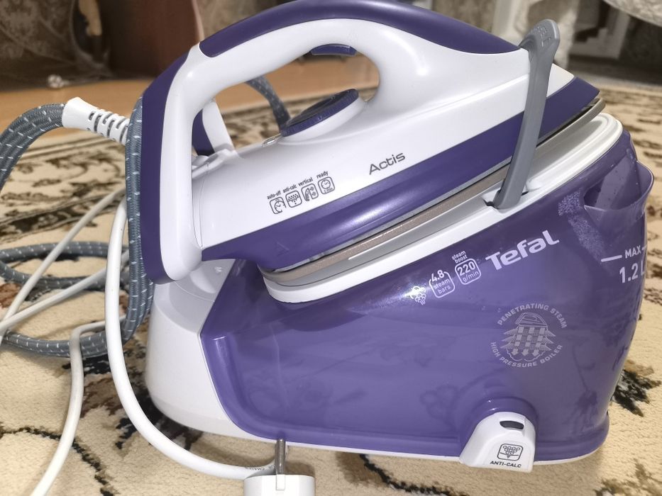 Утюг поровой Tefal