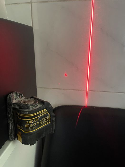 Nivela laser cu 2 linii Dewalt