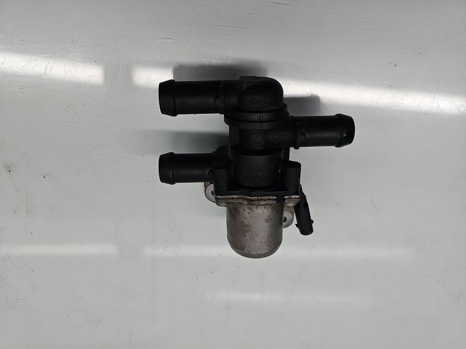 Pompa apa Volvo XC90 II [Fabr 2015-2024] 31338385 2.0 Hib B4204T  236K