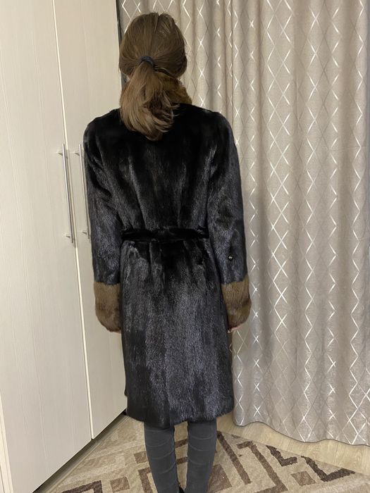 Продается Шуба норковая