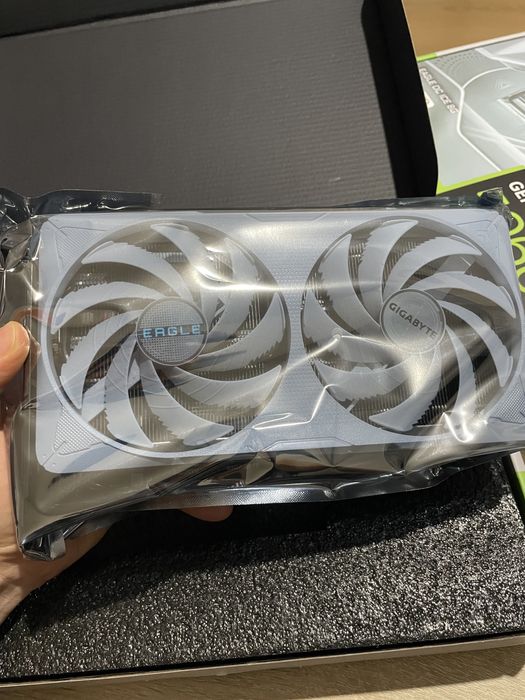 Gigabyte Nvidia GeForce 5060Ti 8GB GDDR7 Eagle OC Ice - чисто нови