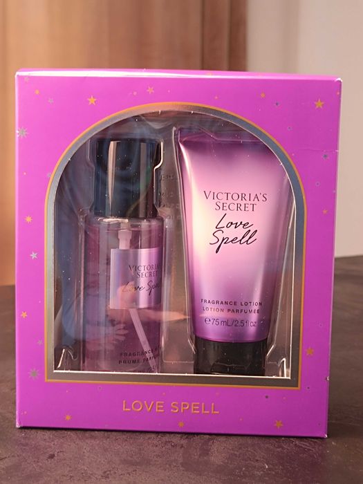 подаръчни комплекти Victoria's Secret