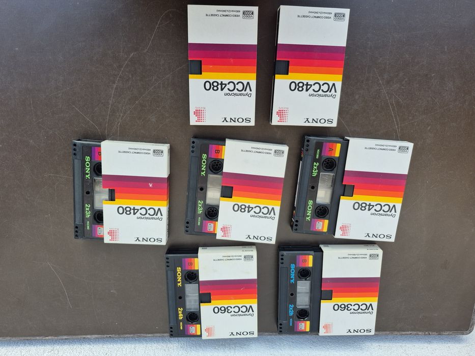 Vând 10 casete video 2000 VCC originale Sony 360,480 minute