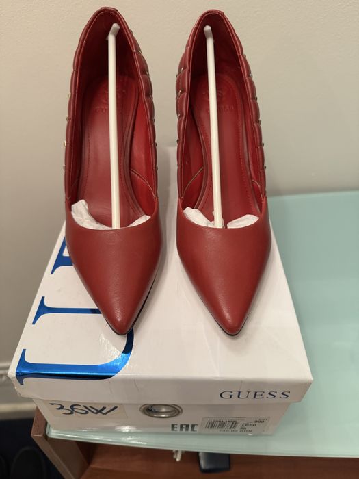 Pantofi Noi Guess