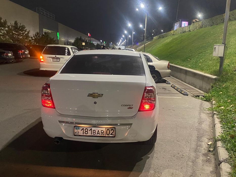 Chevrolet 2024 с салона