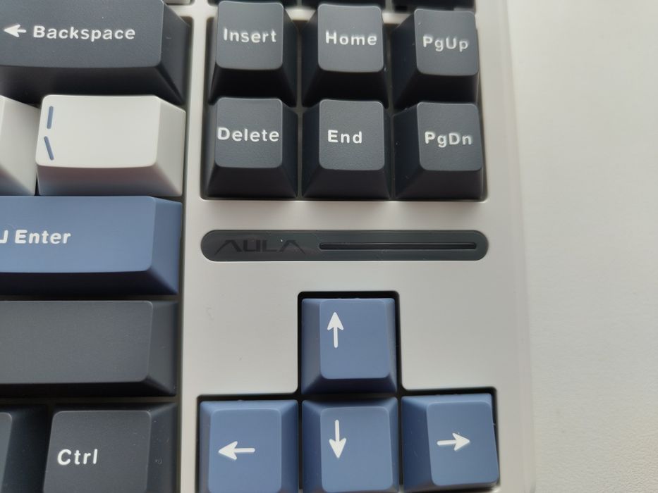 Продам клавиатуру Aula f87 pro