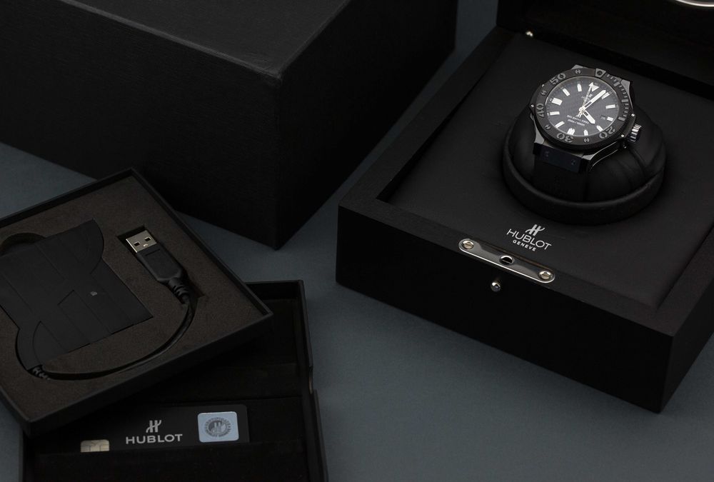 Hublot Big Bang King Black Magic Carbon 48mm 322.CM.1770.RX