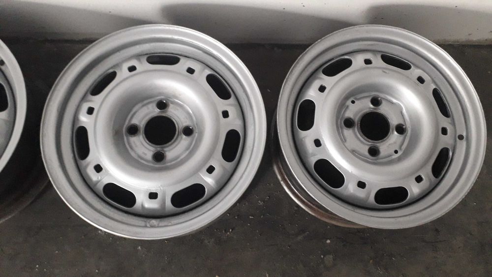 Железные диски на Фольксваген