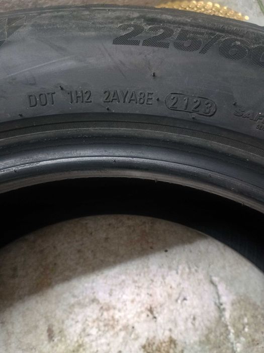 Vând 4 buc.anvelope/ cauciucuri KUMHO CRUGEN de vara