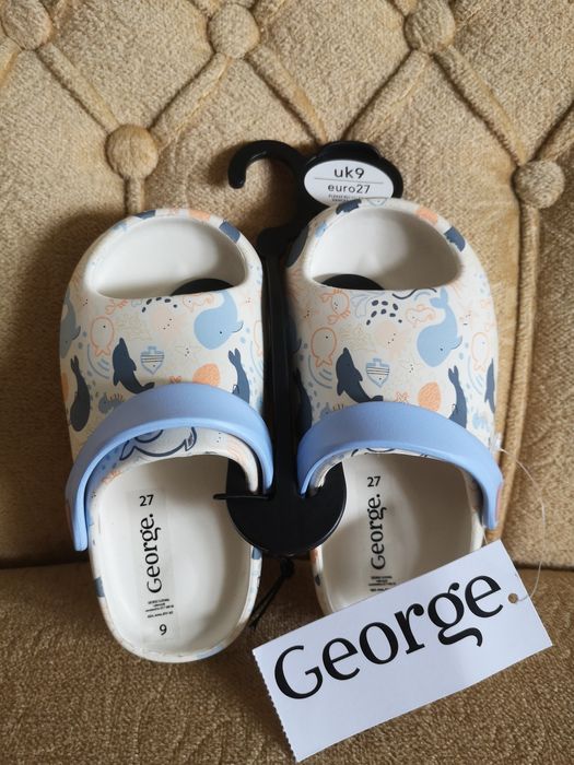 Продавам сандали тип "сабо" - George