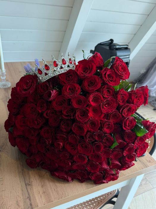 101 роза букет свежий