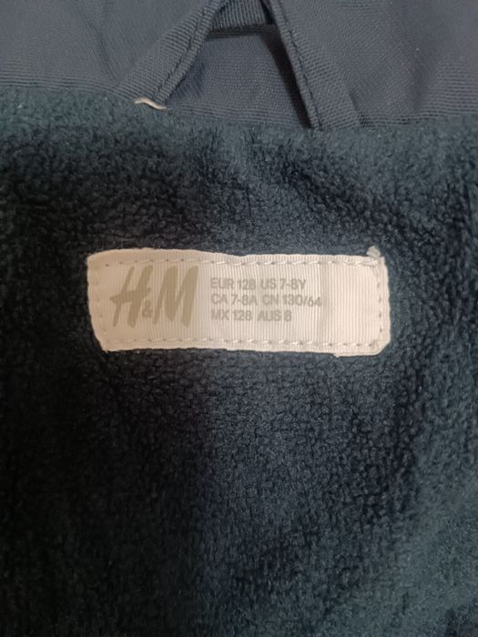 Яке,водо и ветро устойчиво