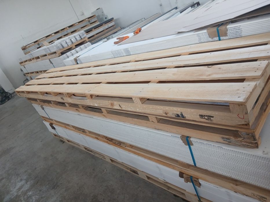 Паддоны длинные продаётся по 1500тг