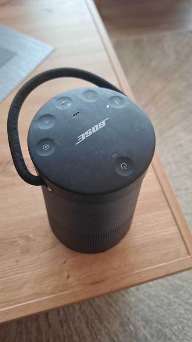 Bose soundlink revolve +, 2 броя. Плюс JBL pulse 2  със цветомузика