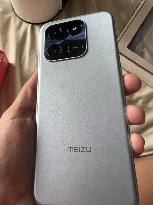 Продам смартфон MEIZU Mblu 22