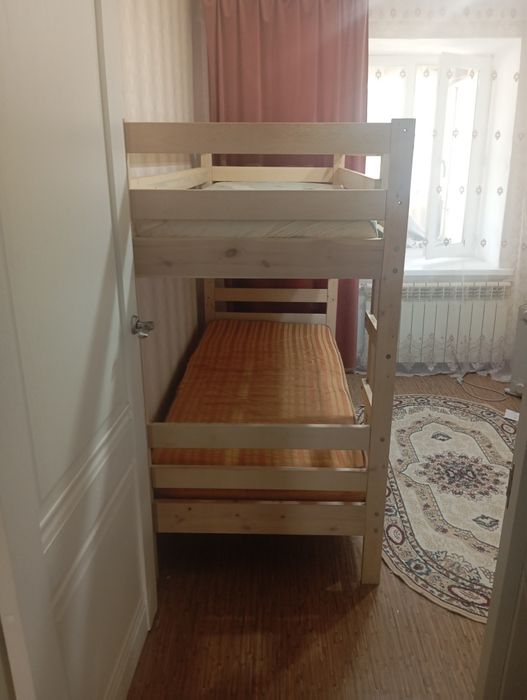 Продам двухъярусную кровать